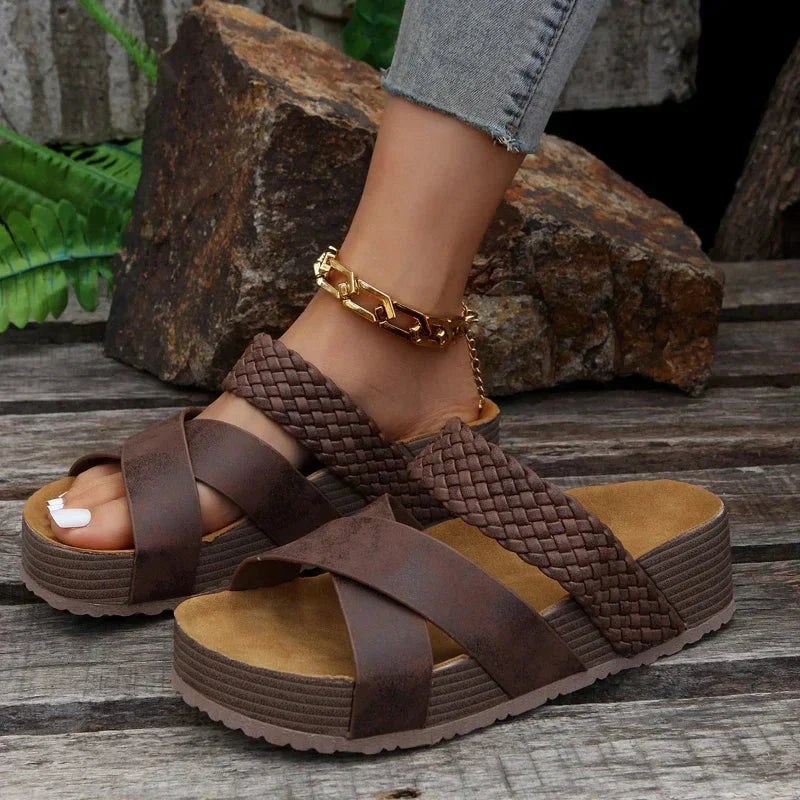 Flowy | Orthopedic Sandals