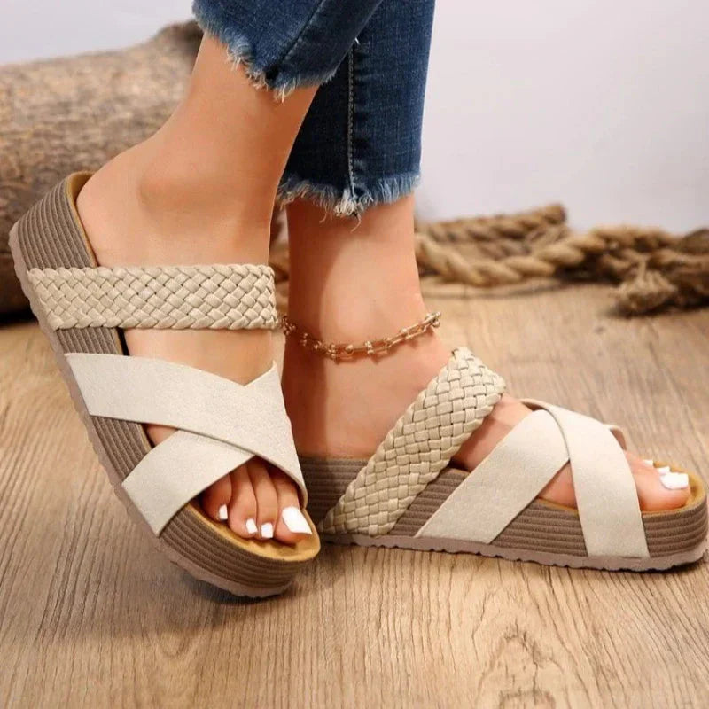 Flowy | Orthopedic Sandals